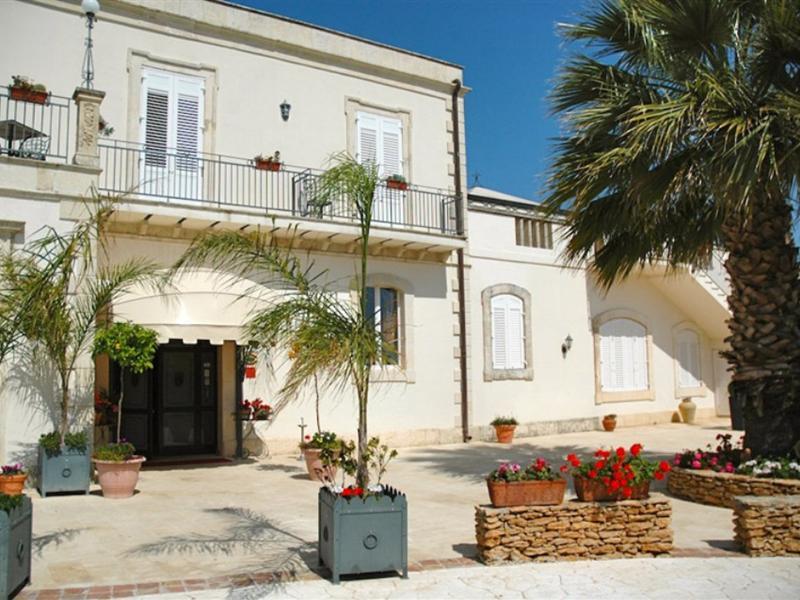 Charme Hotel Villa Principe Fitalia Fanusa Zewnętrze zdjęcie